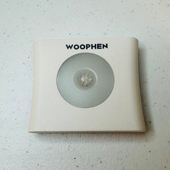 3 pack Motion Sensor LED Night Light With Adhesive Back Qty 3 Motion Lights - Picture 4 of 14